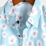 Heren Zomer Overhemd met Korte Mouwen in Hawaiiaanse Stijl in Blauwe Kleur met Margriet Bloemen